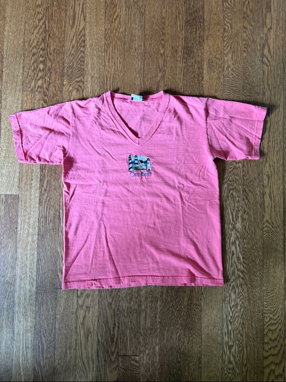 Vintage Women's Small Outer Banks Salmon V neck T shirt